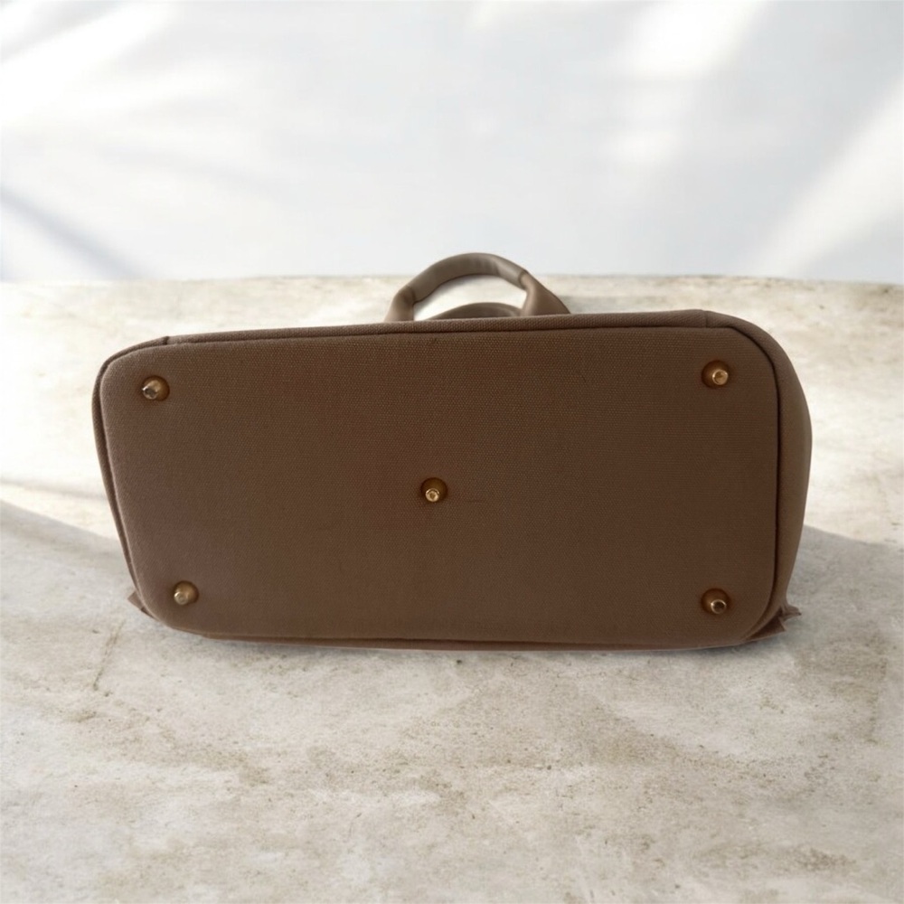 Jill by Jill Stuart ruffle tan tote bag - Picture 6 of 11